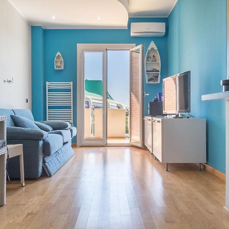 Ostia Holiday Palafjilkam Kültér fotó