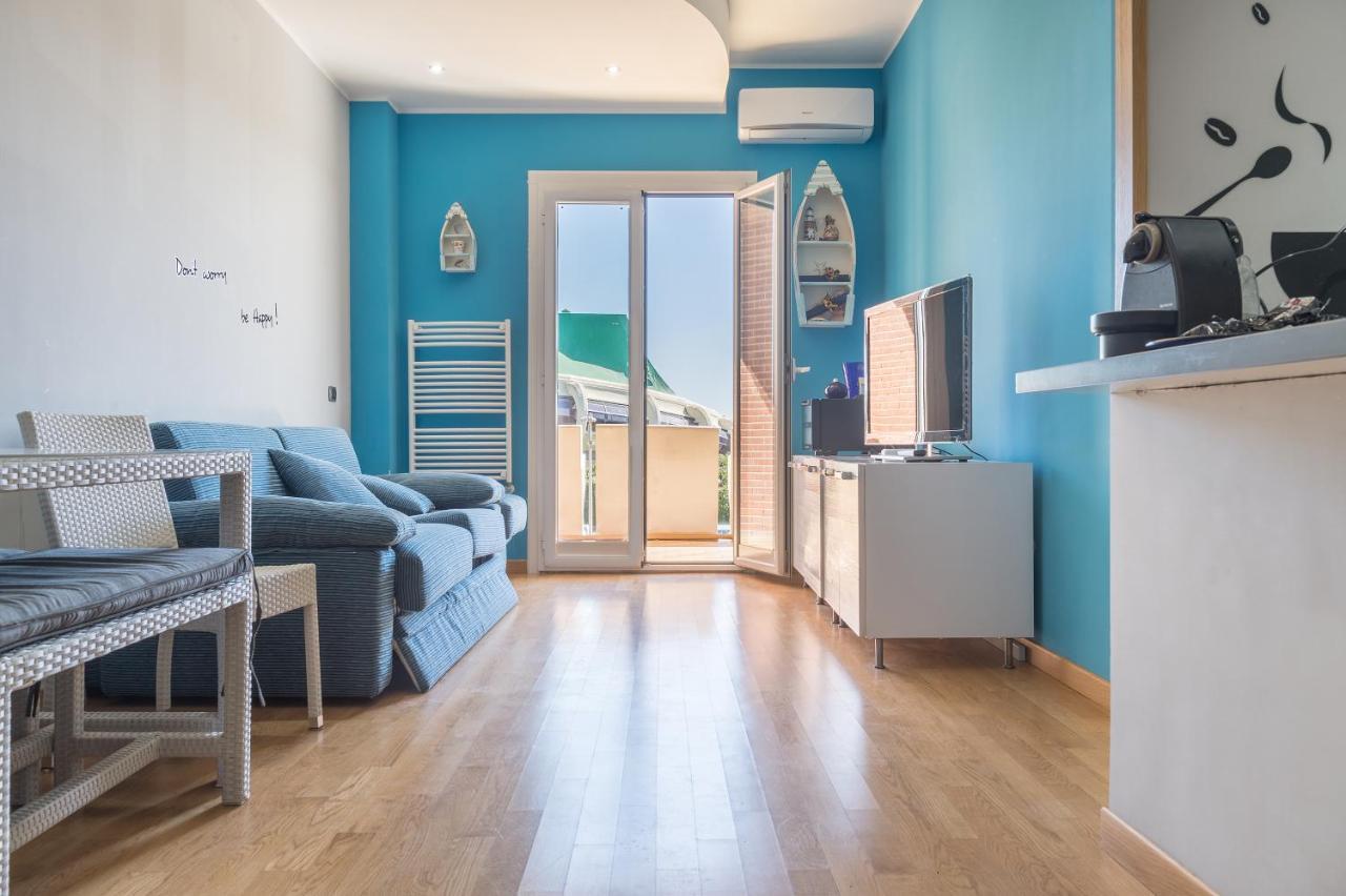 Ostia Holiday Palafjilkam Kültér fotó